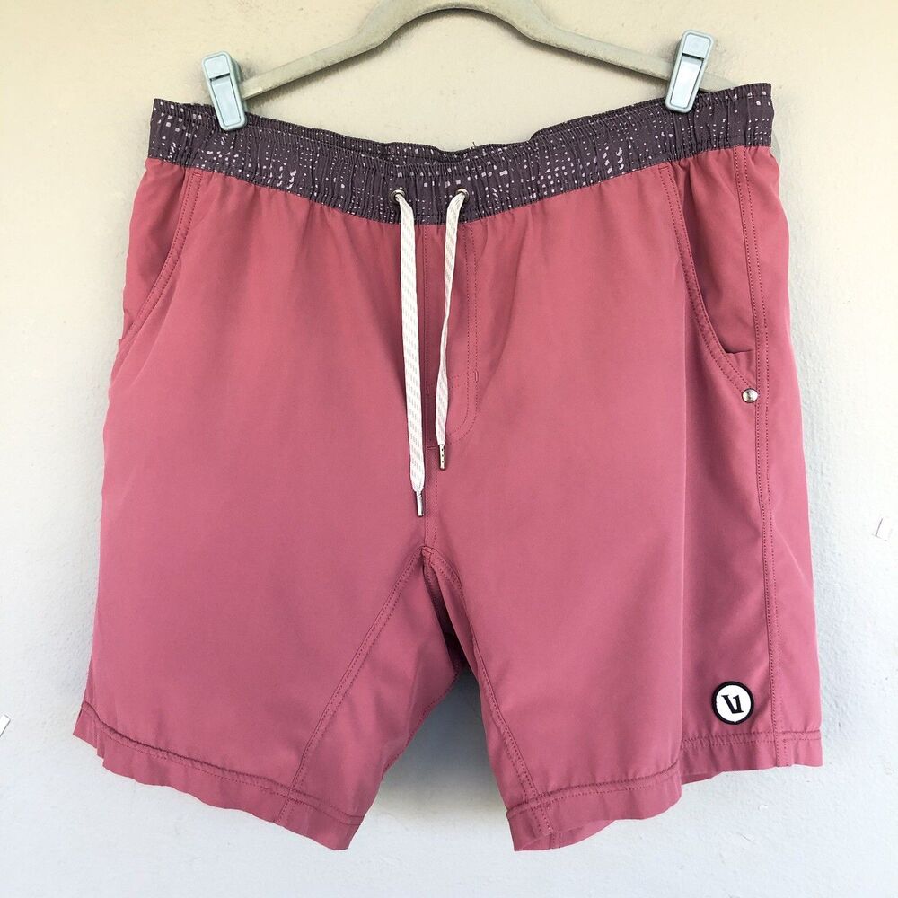Vuori Kore Shorts Mens XL Lined 7” Saltwater Red Stretch Performance Gym V432